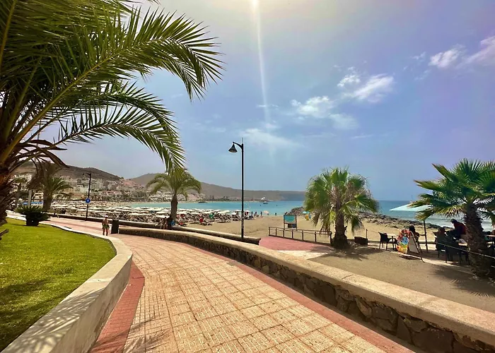 Sunbeach Apartment